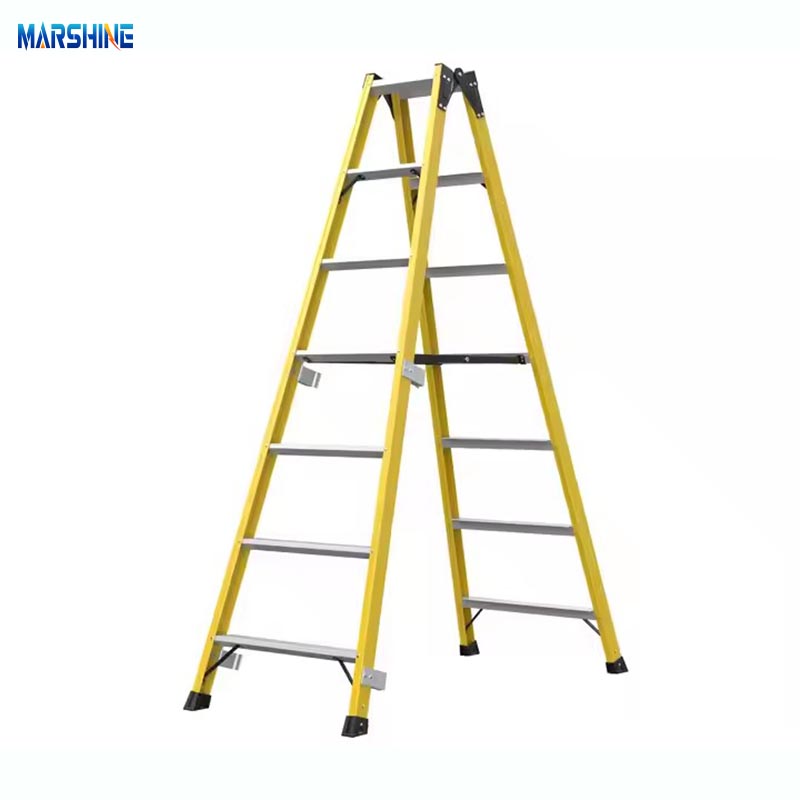 Aislada una escalera de fibra de vidrio aislada
