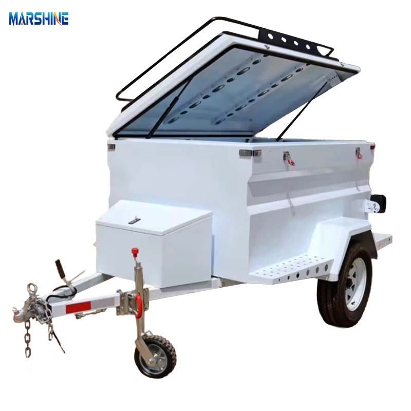 Remolque utilitario cerrado todoterreno a la venta